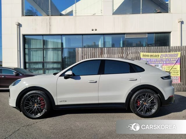 Porsche Cayenne (PO536) 2025 Серебристо-серый из Кореи, фото 2