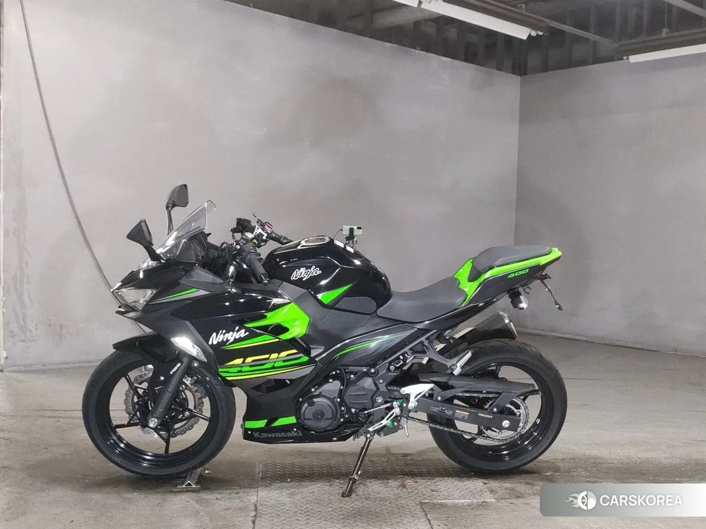 Проданный Kawasaki NINJA 400 2018 из Японии