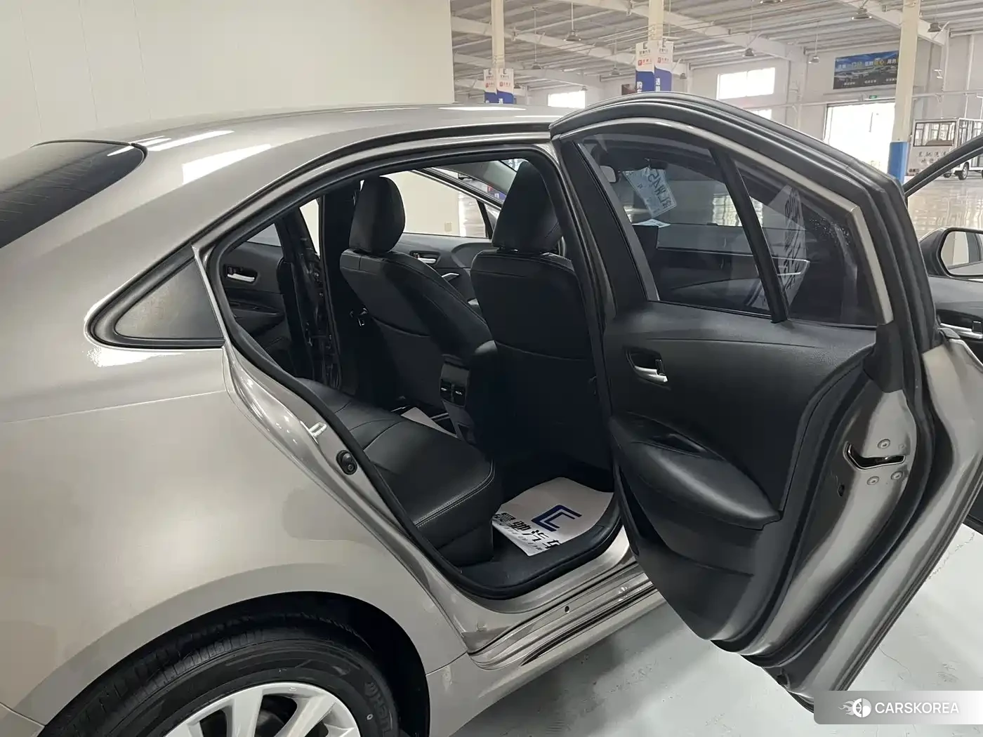 Toyota Corolla id 4547515 из Китая 11