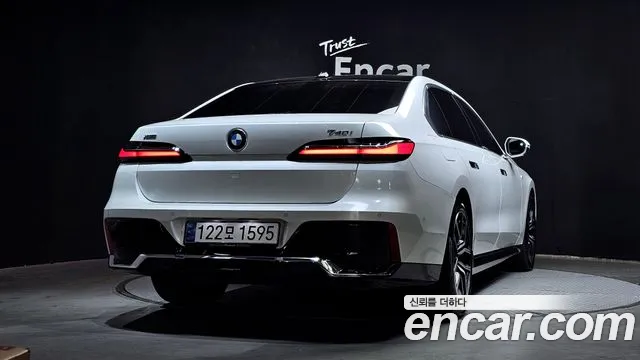 BMW 7 Series (G70) id 2609508 из Кореи 12