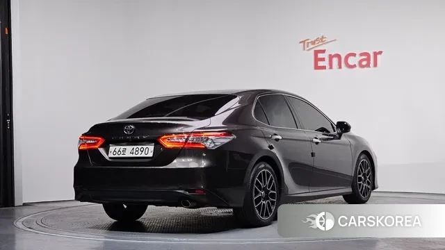 Toyota Camry (XV70) id 3627081 из Кореи 12