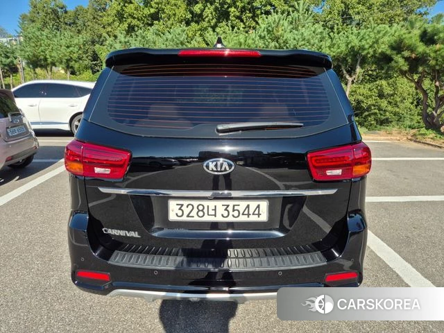 Kia The New Carnival id 4943943 из Кореи 10