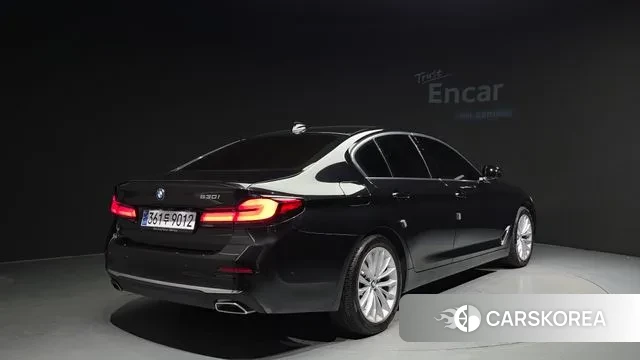 BMW 5 Series (G30) id 3011757 из Кореи 12