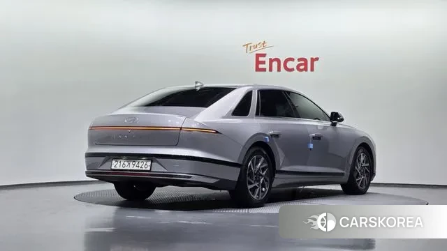 Hyundai Grandeur (GN7) id 3236951 из Кореи 12