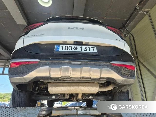 Kia Sportage 5th Generation Hybrid 2023 Белый из Кореи, фото 2