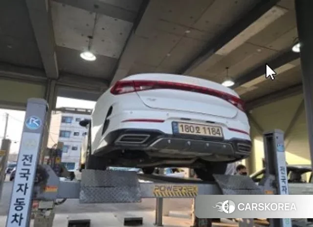 Kia K5 3rd generation 2021 Белый из Кореи, фото 2