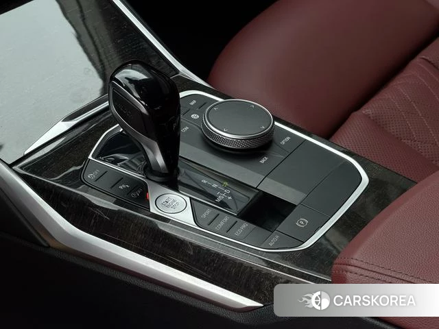 BMW 3 series 2023 Черный из Китая, фото 2