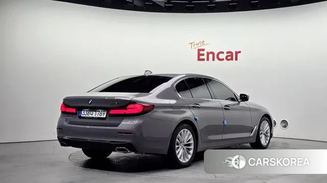 BMW 5 Series (G30) id 3639611 из Кореи 12