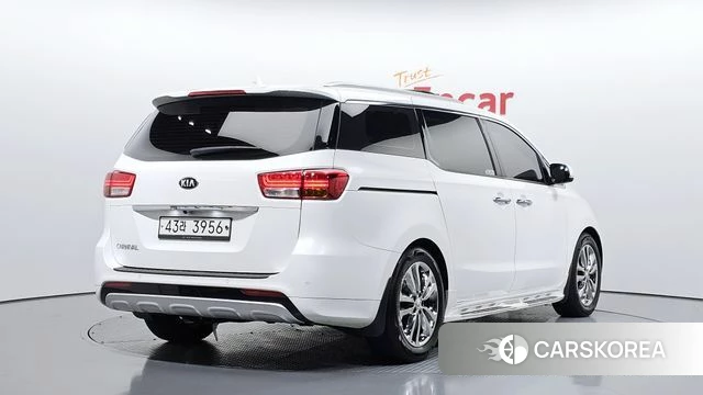 Kia All New Carnival id 4357013 из Кореи 12