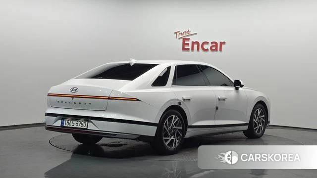 Hyundai Grandeur (GN7) id 3940695 из Кореи 12