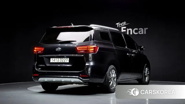 Kia The New Carnival id 3357143 из Кореи 12