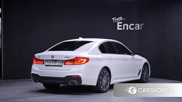 BMW 5 Series (G30) id 3612176 из Кореи 12