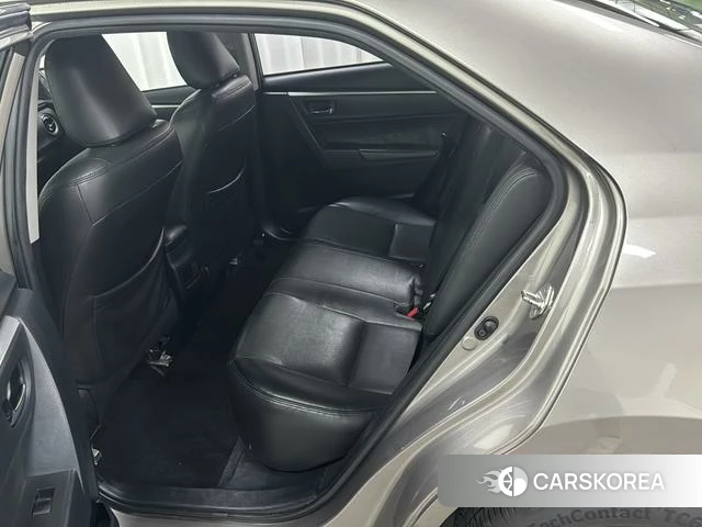 Toyota Corolla id 4222203 из Китая 12