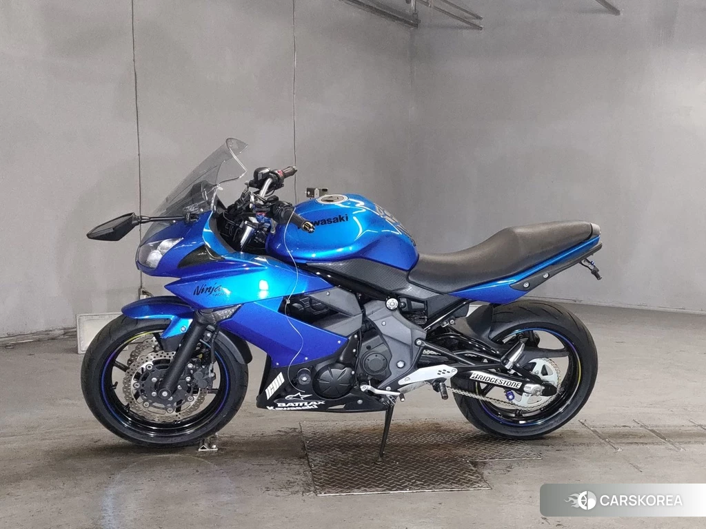 Проданный Kawasaki NINJA 400R 2013 из Японии, фото 2