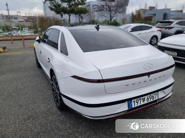 Hyundai Grandeur Hybrid (GN7) id 3502034 из Кореи 12