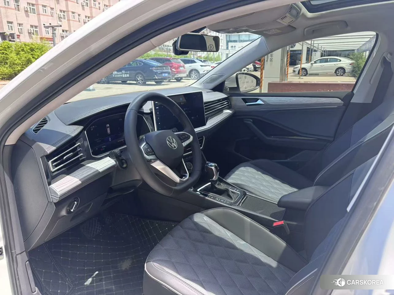 Volkswagen Sagitar 2024 Белый из Китая, фото 5