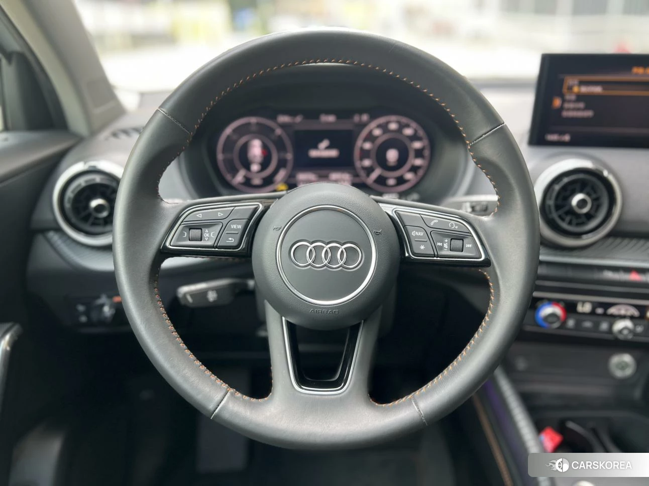 Audi Q2L e-tron 2021 Белый из Китая, фото 4