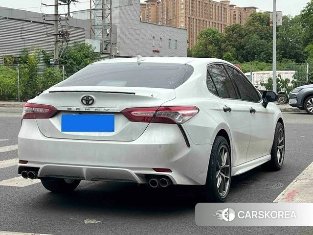 Toyota Camry 2022 Белый из Китая, фото 4