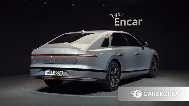 Hyundai Grandeur Hybrid (GN7) id 3555278 из Кореи 12