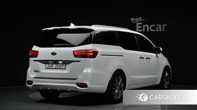 Kia The New Carnival id 4610512 из Кореи 12