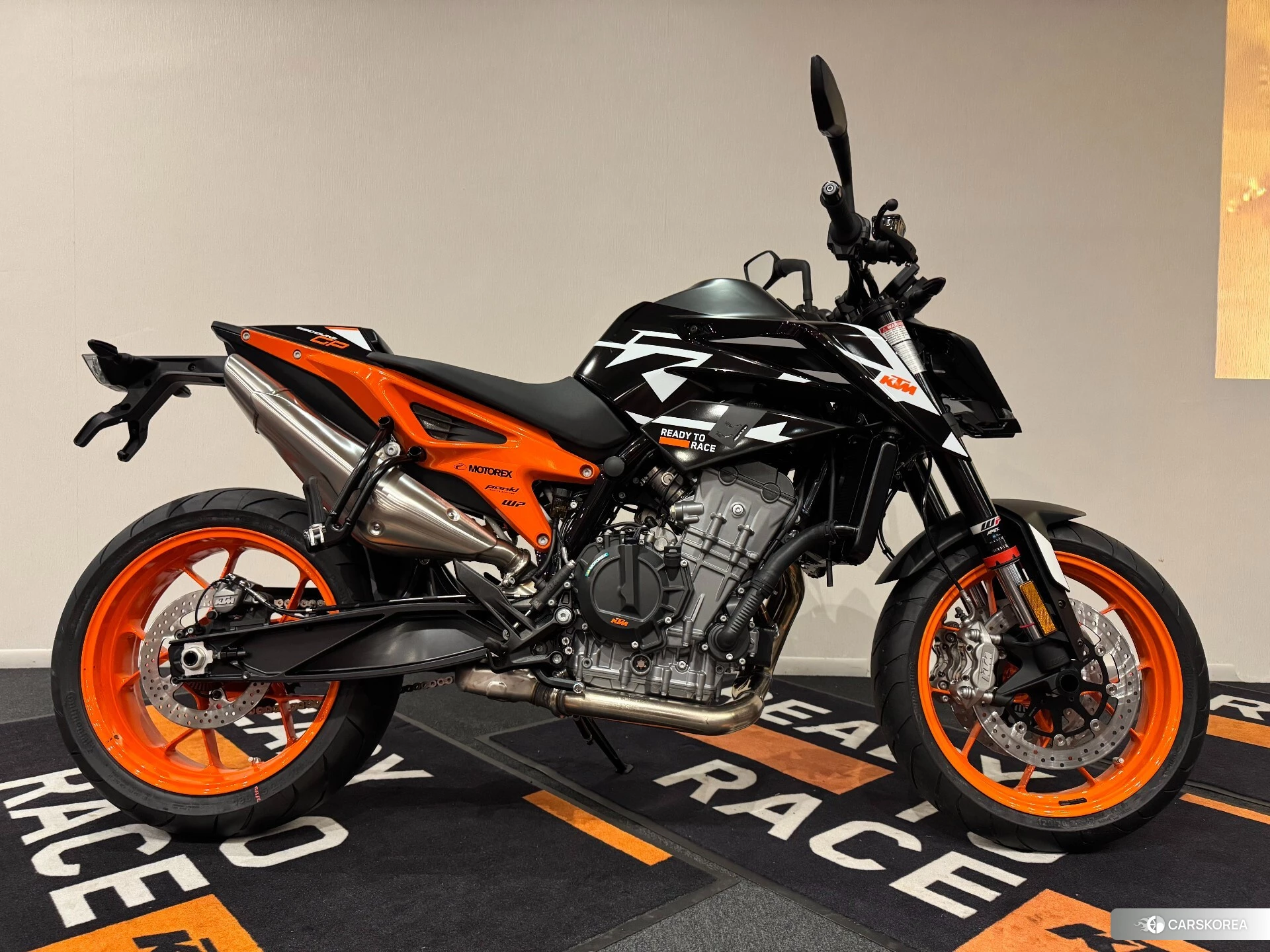 KTM 890 DUKE GP 2023 из Японии