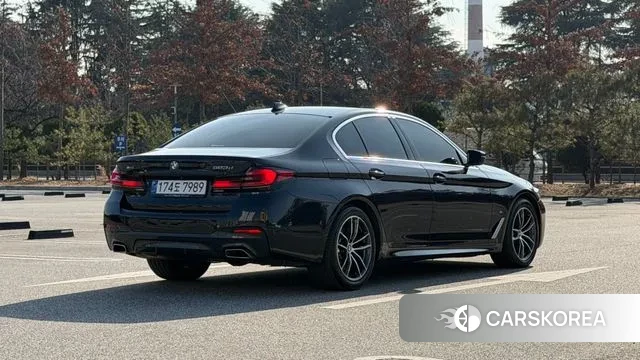 BMW 5 Series (G30) id 3573351 из Кореи 12