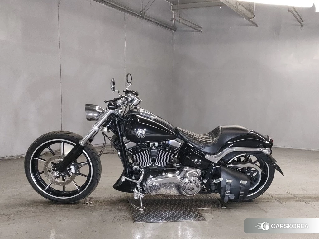 Проданный Harley-Davidson Softail Breakout FXSB 2014 из Японии, фото 2