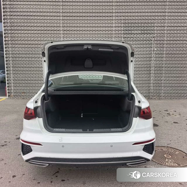 Audi A3 2024 Белый из Китая, фото 4
