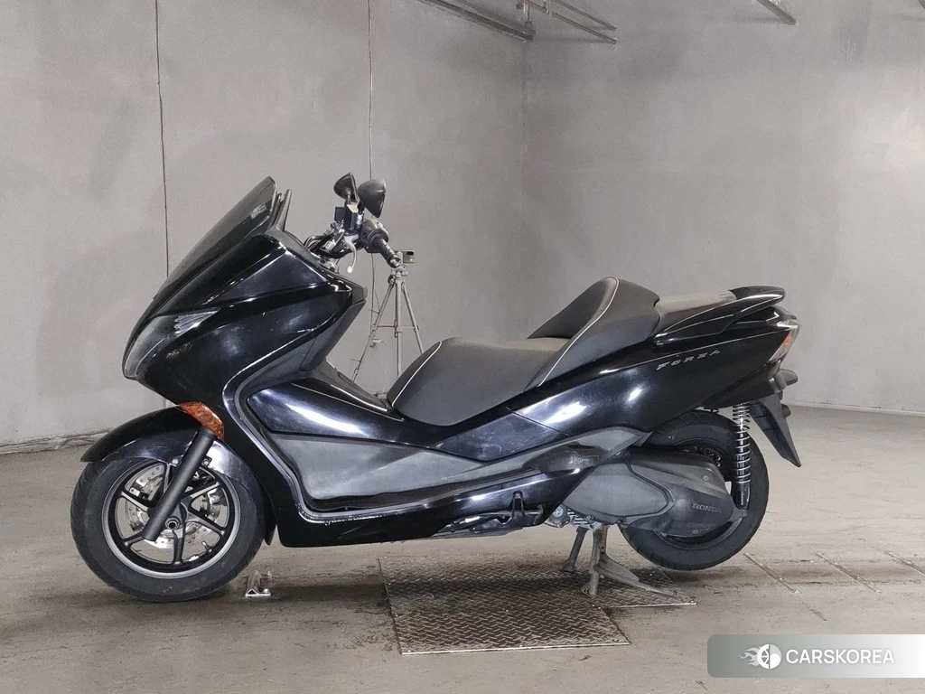 Проданный Honda FORZA Z 2012 из Японии