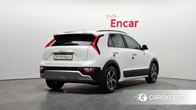 Kia Di Ol Nu Niro id 3739119 из Кореи 12