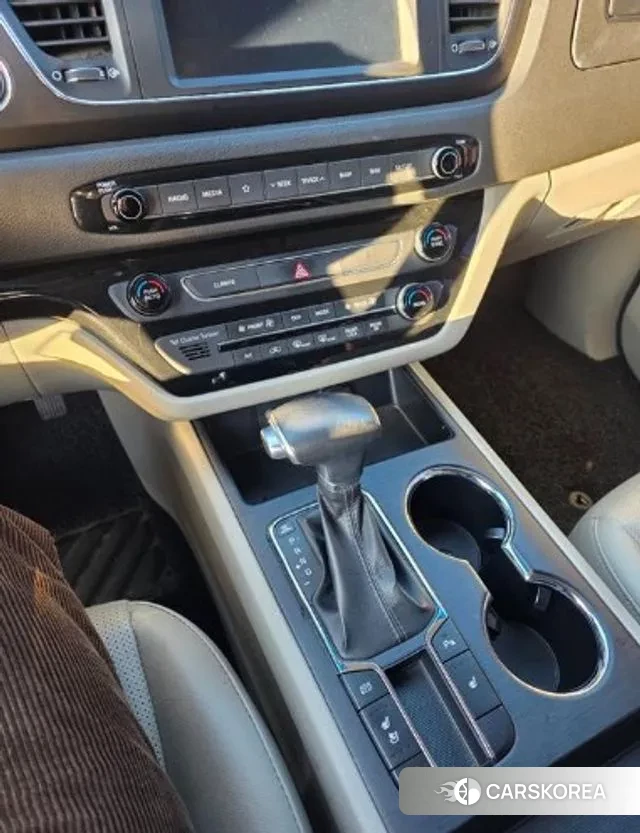 Kia The New Carnival 2018 Белый из Кореи, фото 2