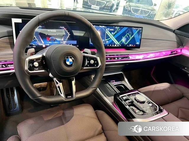 BMW 7 series 2024 Черный из Китая, фото 2