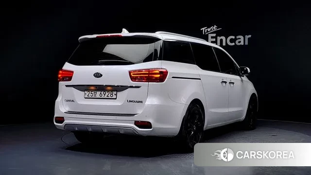 Kia The New Carnival id 3583494 из Кореи 12