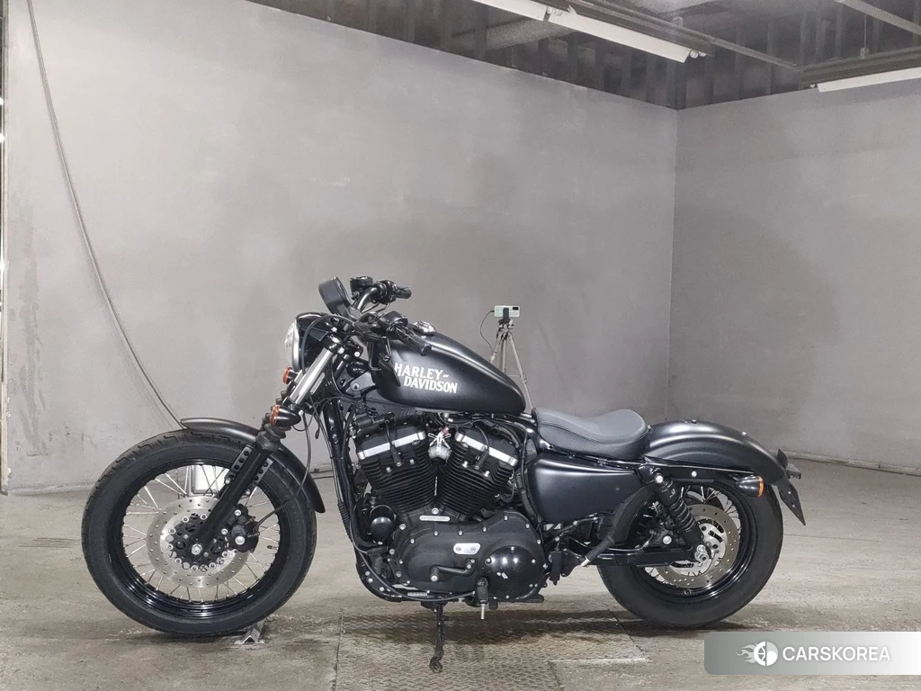 Проданный Harley-Davidson Sportster XL883N 2016 из Японии, фото 2