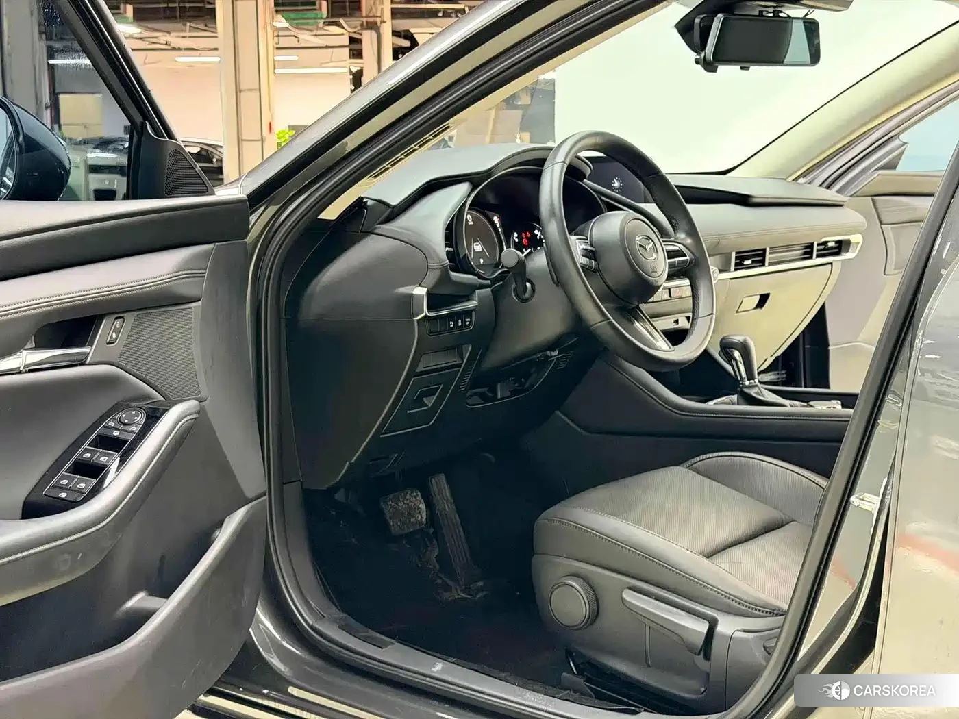 Mazda 3 2022 Silver/gray из Китая, фото 2