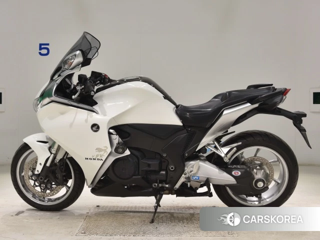 Honda VFR1200F 2012 из Японии, фото 3