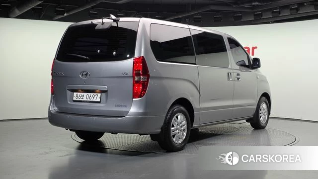 Hyundai The New Grand Starex id 4459385 из Кореи 12