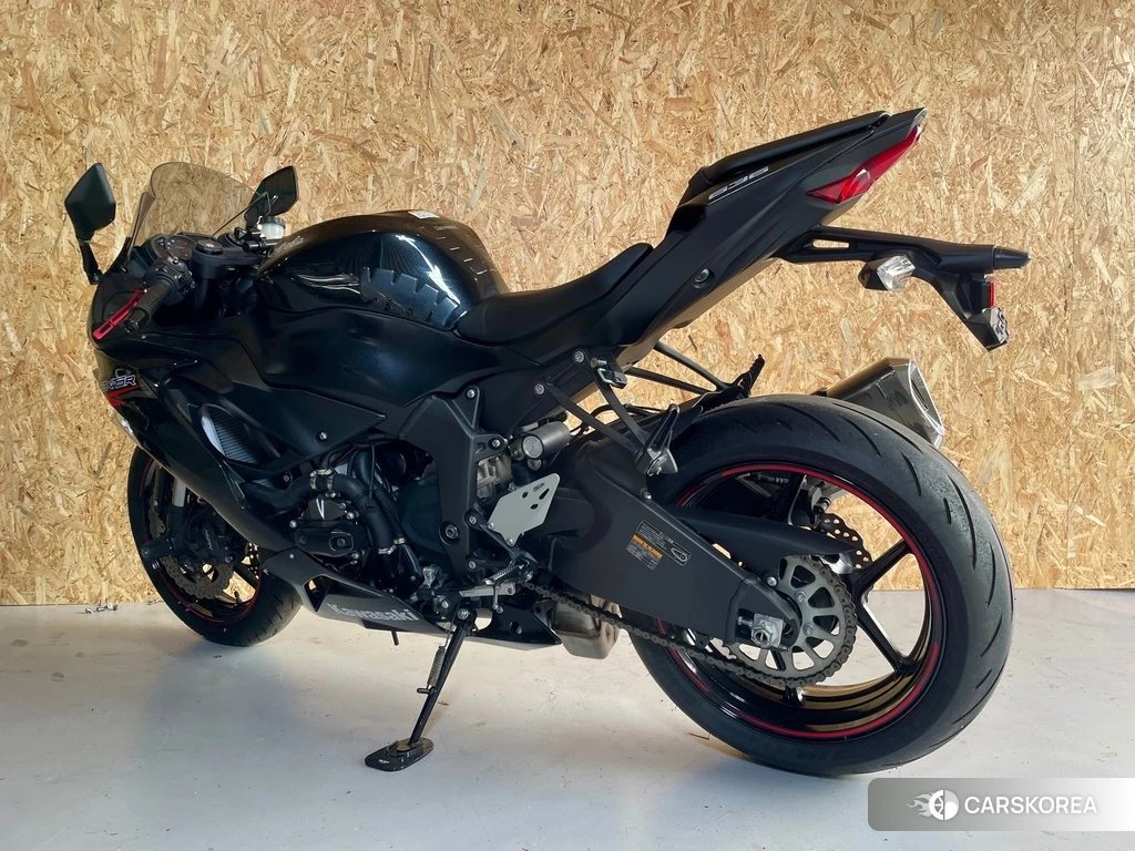 Проданный Kawasaki NINJA ZX-6R 2020 из Японии, фото 2
