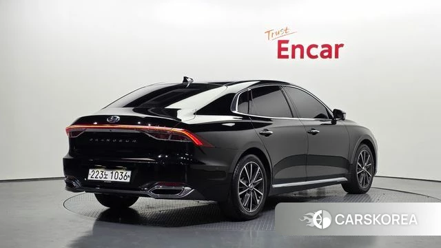 Hyundai The New Grandeur IG id 3899111 из Кореи 8