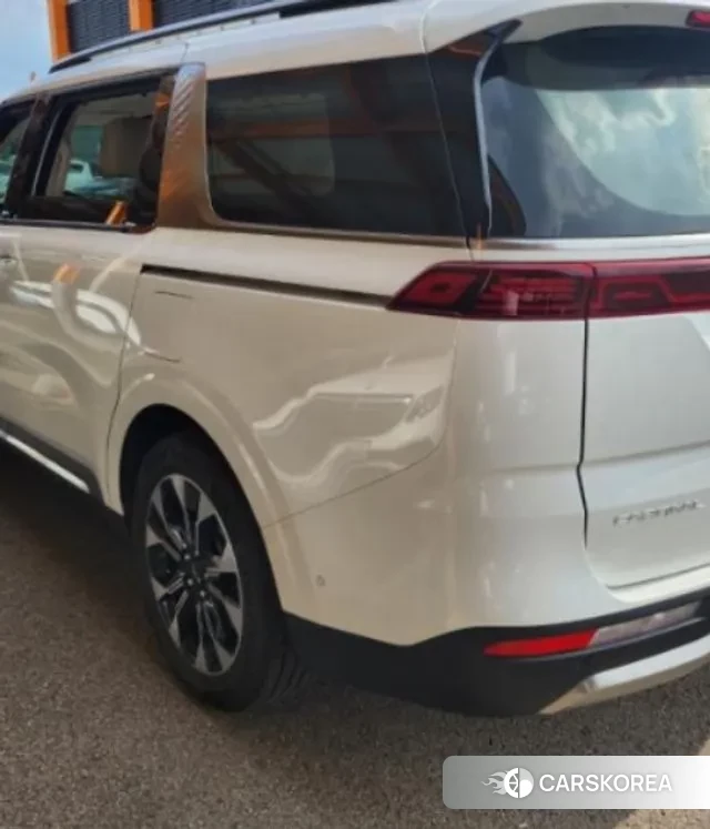 Kia Carnival 4th generation 2023 Белый из Кореи, фото 2