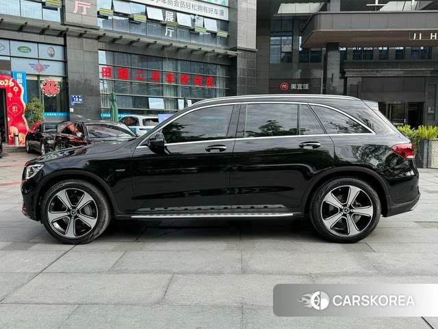 Mercedes-Benz GLC 2023 Черный из Китая, фото 5
