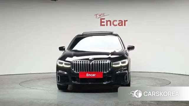 BMW 7 Series (G11) id 3708113 из Кореи 12