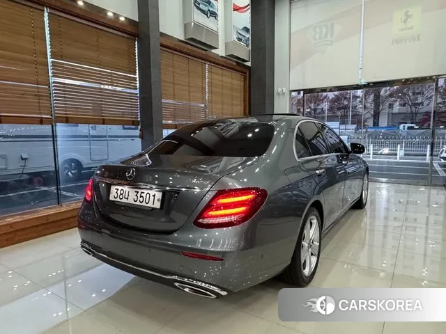 Mercedes-Benz E-Class W213 id 3429397 из Кореи 12