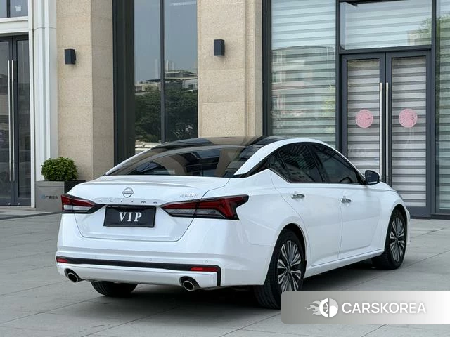 Nissan Teana id 4263904 из Китая 12