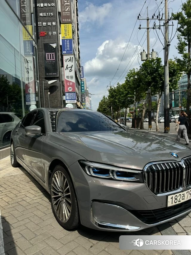 BMW 7 Series (G11) 2021 Серебристо-серый из Кореи, фото 2