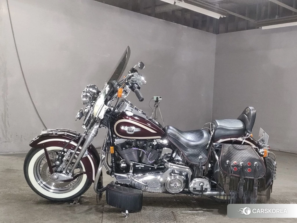 Проданный Harley-Davidson Heritage Springer FLSTS1340 2011 из Японии