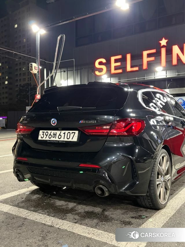 BMW 1 Series (F40) 2022 Черный из Кореи, фото 3
