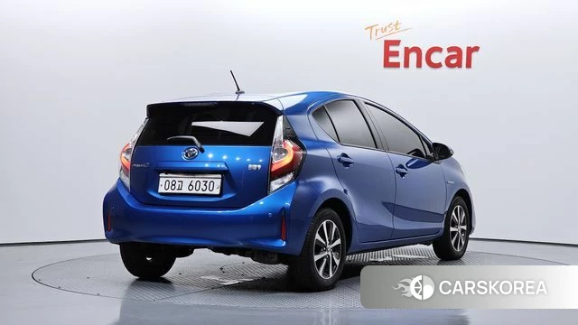 Toyota Prius C id 4667755 из Кореи 12