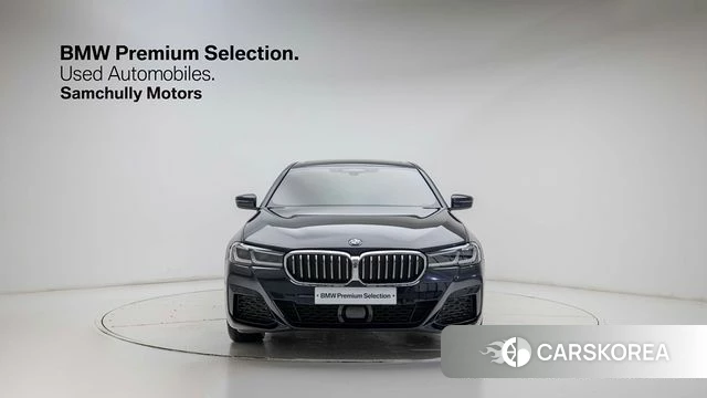 BMW 5 Series (G30) id 4434537 из Кореи 12