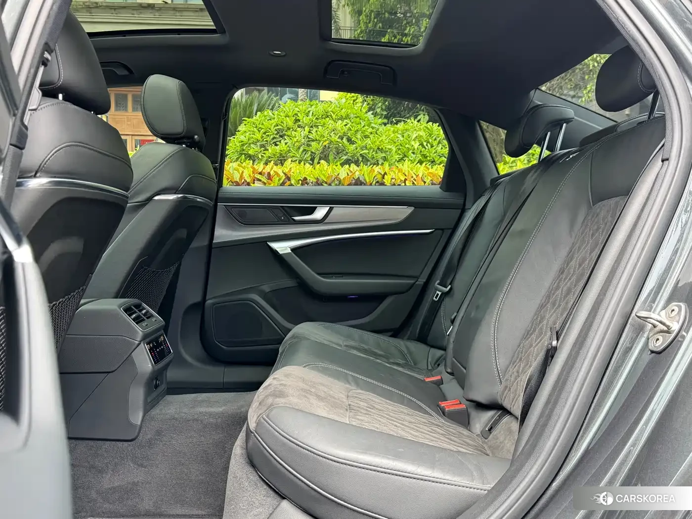 Audi A6L id 4547592 из Китая 8